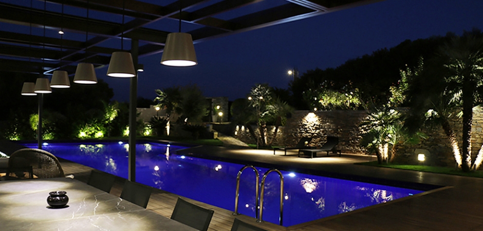 Φωτισμός φυτών κήπου